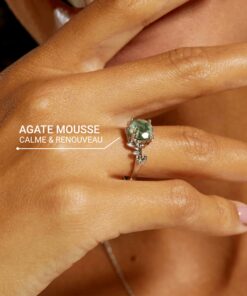 Adjustable 'Vegetal Awakening' Ring in Moss Agate