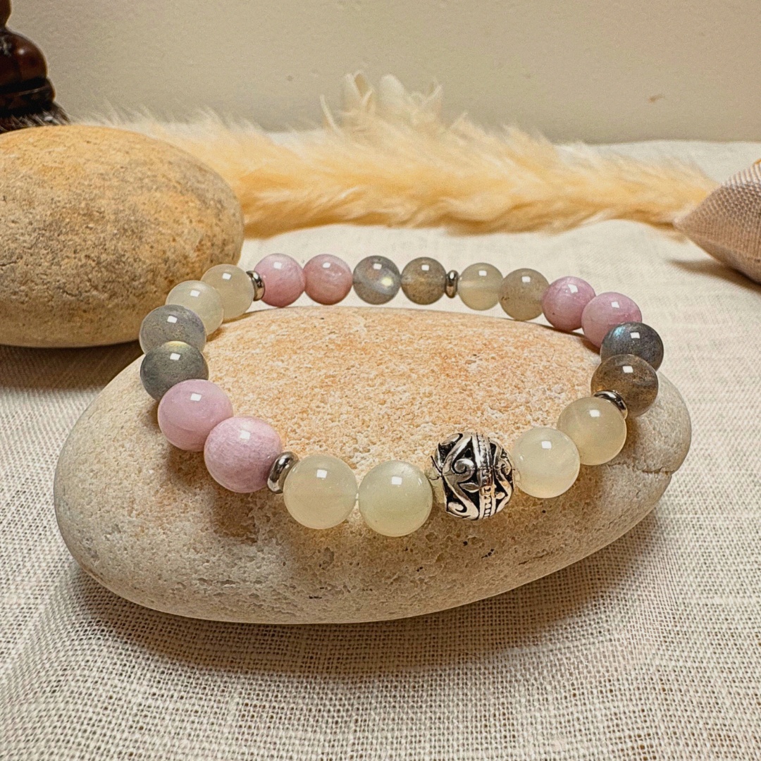 Premium "Feminine Energy" Bracelet in Labradorite, Moonstone & Kunzite