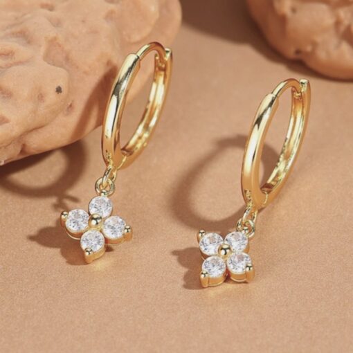 Silver or Gold-Plated 'Light Clover' Earrings