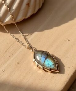 Light Leaf Labradorite Pendant