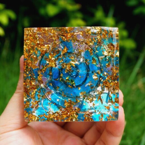 Orgonite "Abundance & Protection" in Amethyst & Blue Quartz