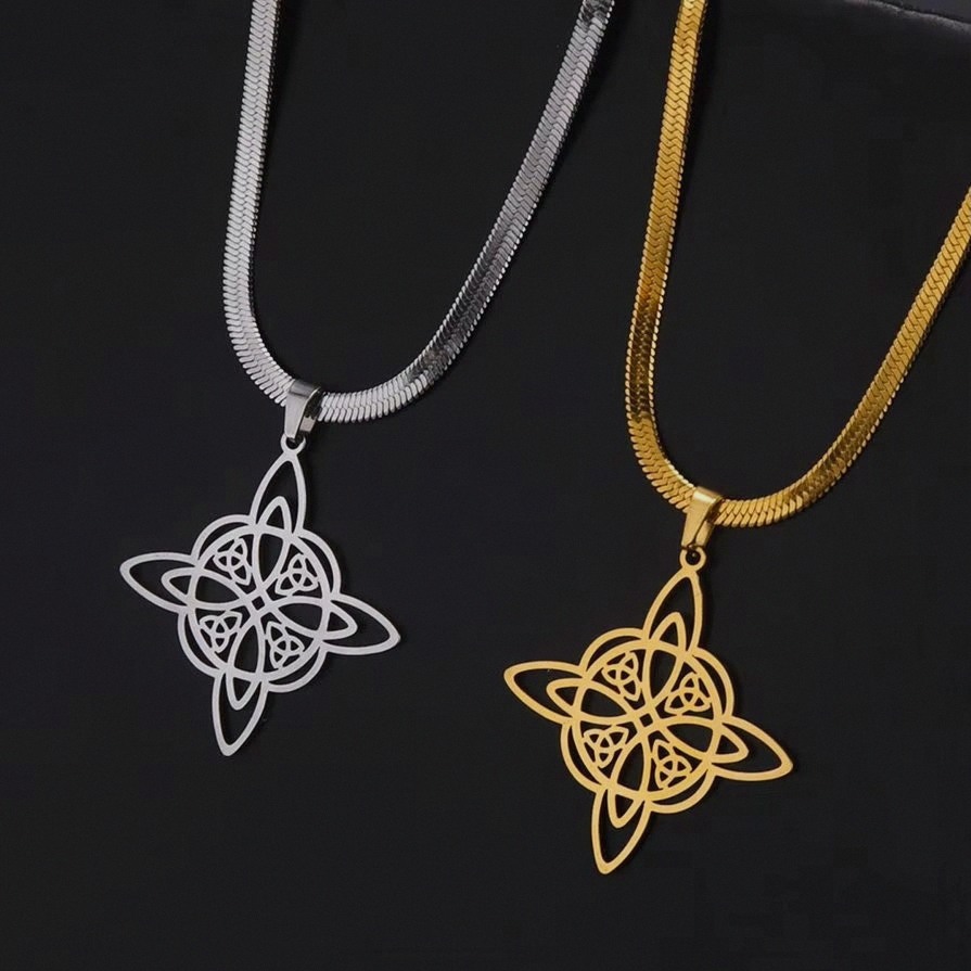 Eternal Protection Pendant - Witch's Knot with Flat Chain