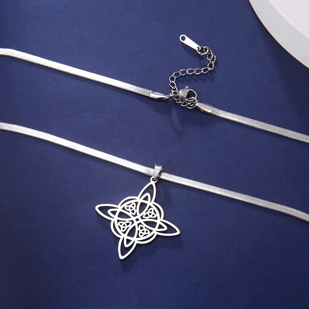 Eternal Protection Pendant - Witch's Knot with Flat Chain