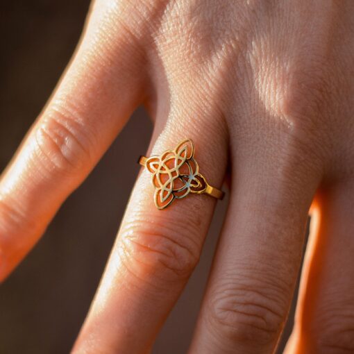 Eternal Protection Adjustable Ring - Witch Knot
